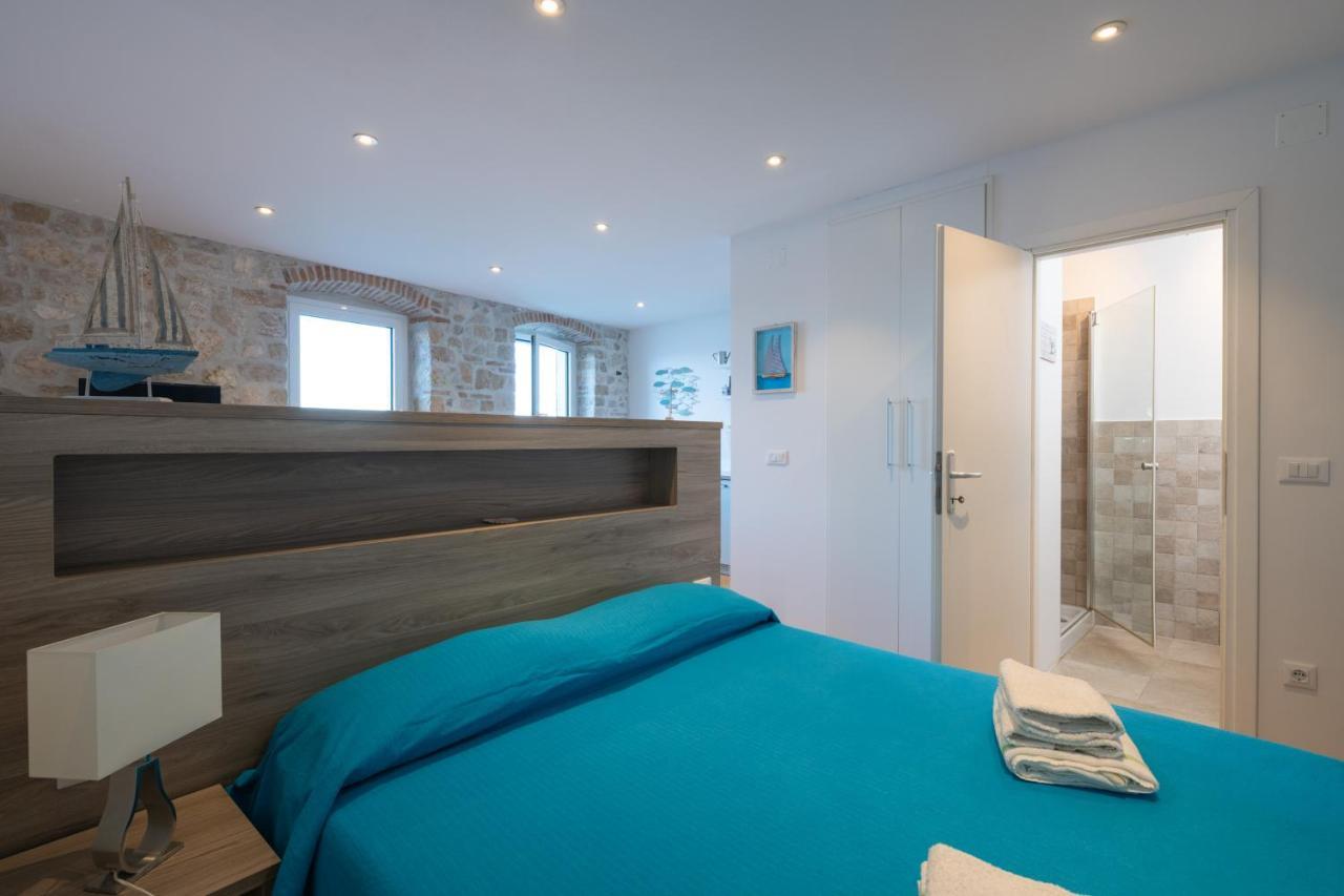 Appartement Blue Sea View à Rovinj Extérieur photo